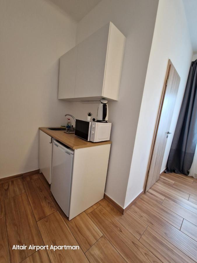 Altair Airport Apartman Vecses Exterior photo